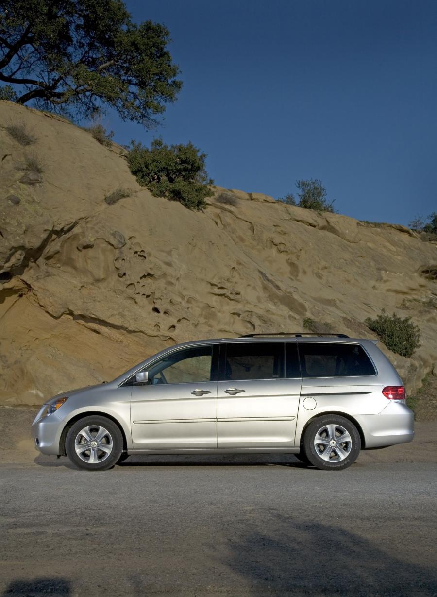  Honda Odyssey 2008 года  (US) (фото 18 из 31)